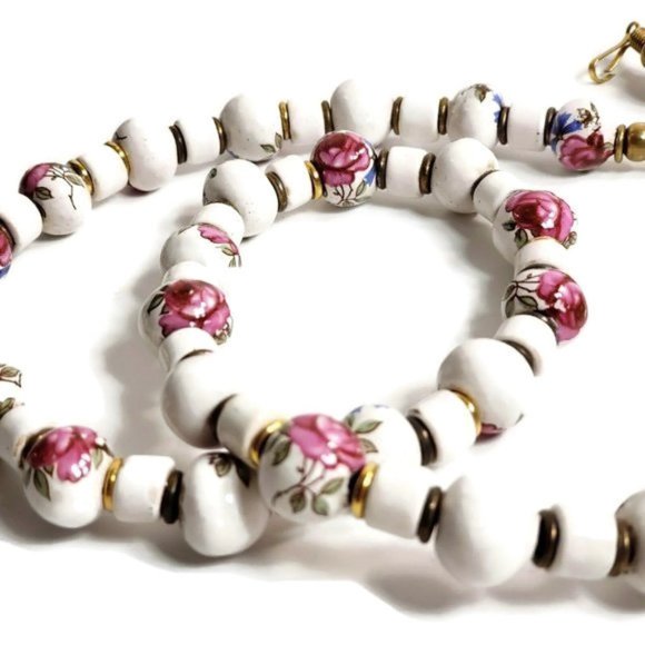 Vintage 60s Rose Flower Ceramic Necklace - Picture 5 of 8